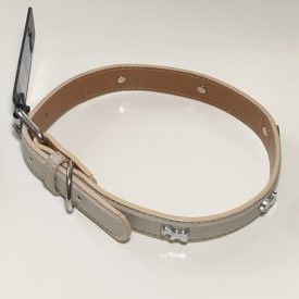   Műbőr nyakörv - kutyás szegecsekkel - 2,5cm x 46-56cm - bézs